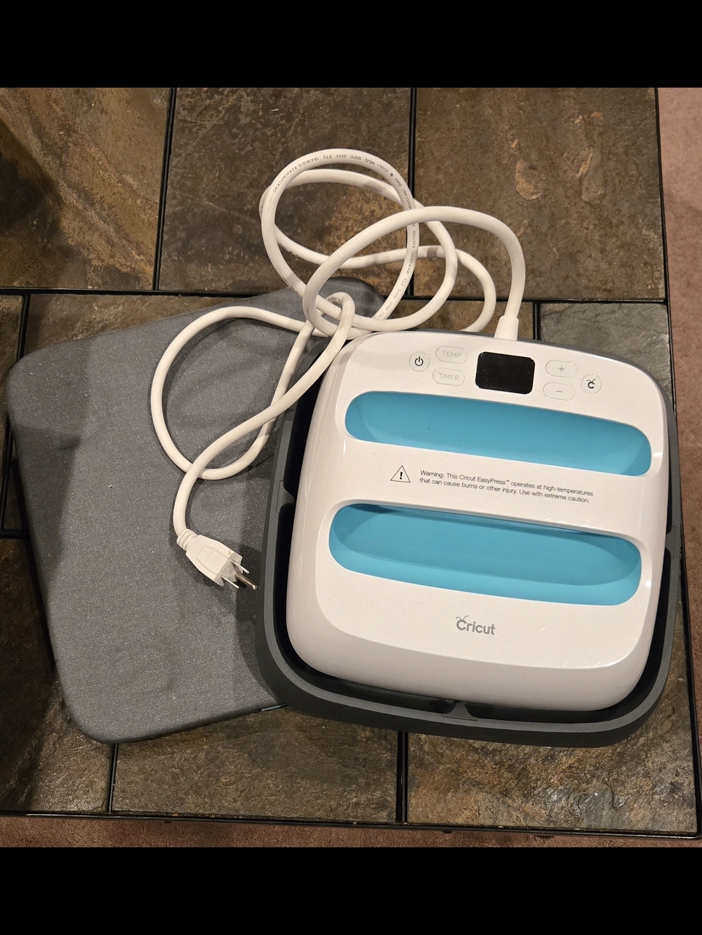 Cricut EasyPress & Mat - ORIGINAL